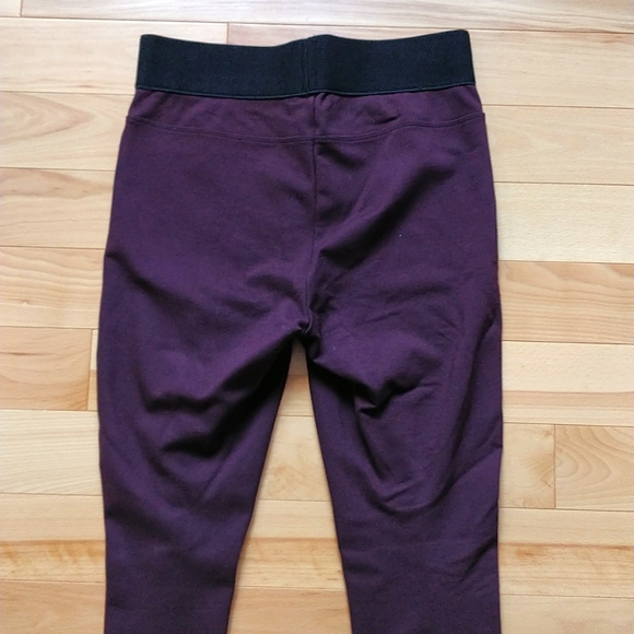 Le Chateau work-wear leggings - Picture 6 of 7